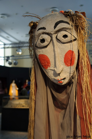 theater mask2010d24c184.jpg